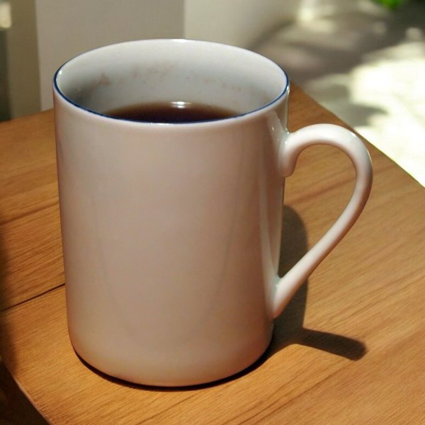 Ceramic mug: Simple lifestyle background